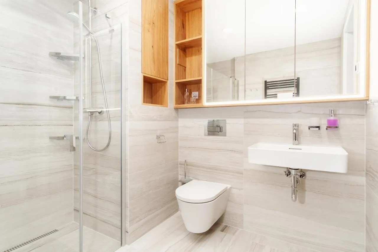 Prague Days - Premium Apartments - Balcony