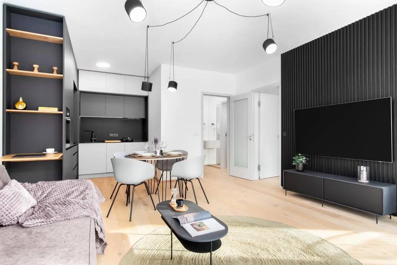 Prague Days - Premium Apartments - Balcony 체코